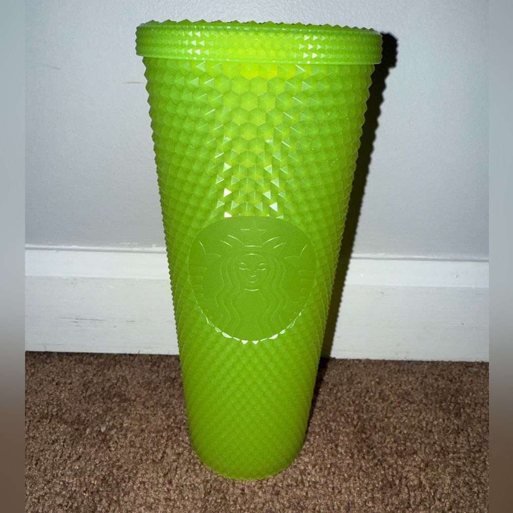 Starbucks Halloween 2022 Glow‎ in the Dark 24 oz Cold Cup Green O
